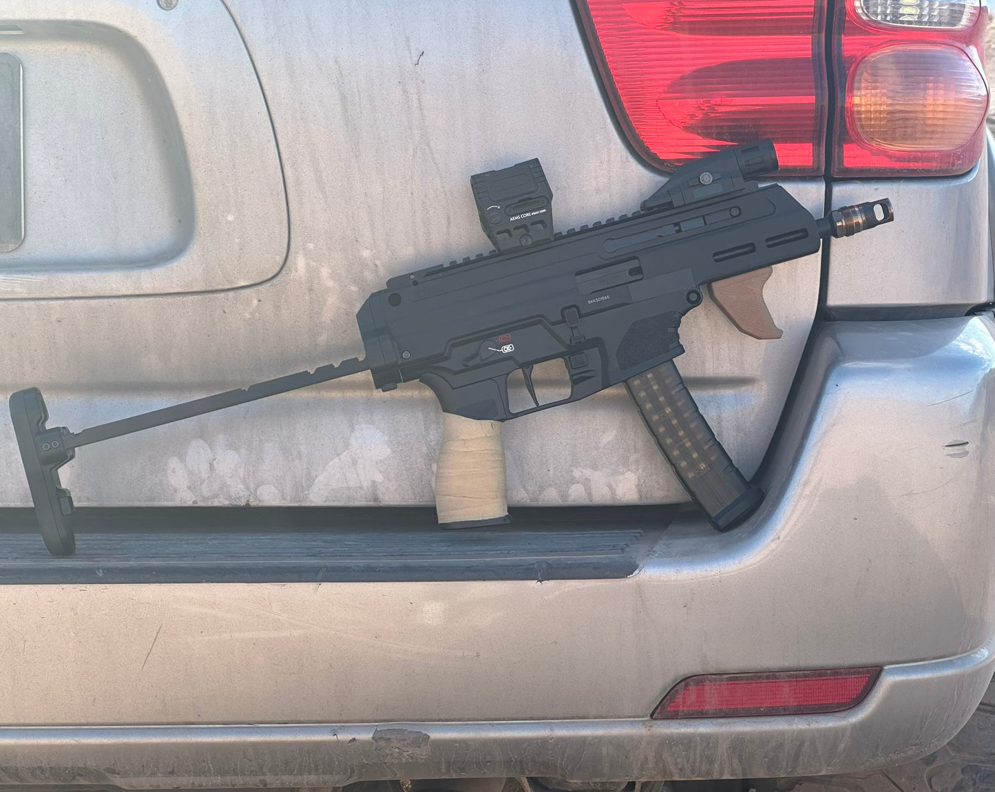 Kuna Collapsing Stock